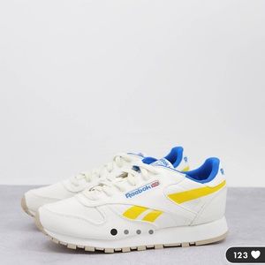 Reebok Classic Leather Grow sneakers in chalk